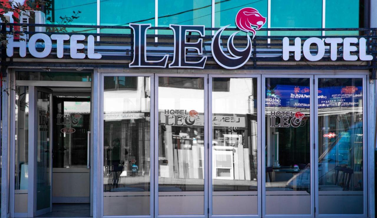 Hotel Leo Peć Zewnętrze zdjęcie